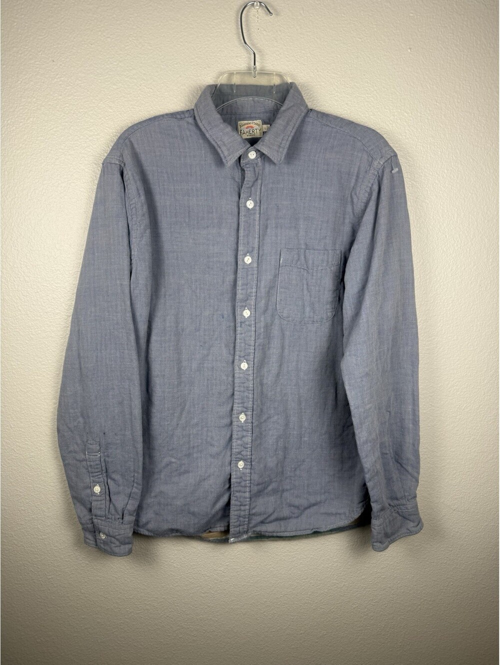 Faherty Brand Mens L Blue Chambray Cotton Button Up Shirt Long Sleeve Casual